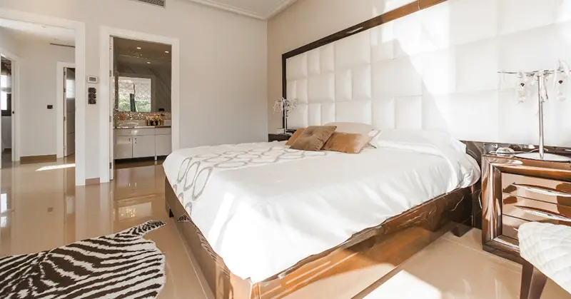 A stylish apartment does not need to break the bank. In this article, we share easy apartment styling ideas that can instantly take your space to the next level.
